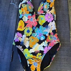 Women’s bathing suit Gottex brand